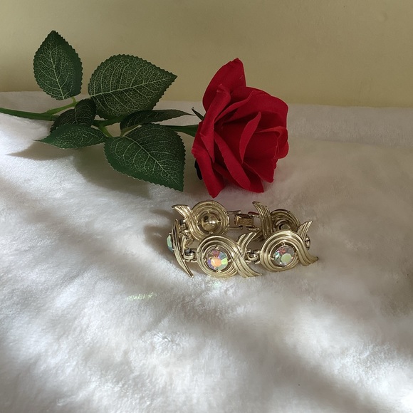 Sarsh Coventry Jewelry - Vintage Sarah Coventry Bracelet